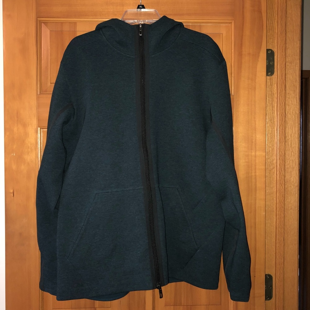 Dark Green/Black XL Men’s Lululemon Sweatshirt